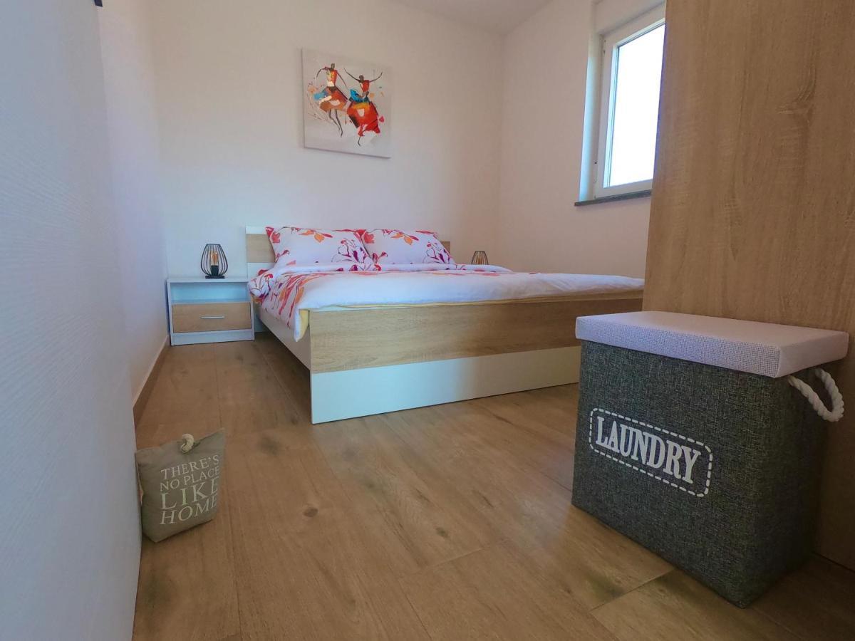 Apartment Libero Vodice Exterior foto