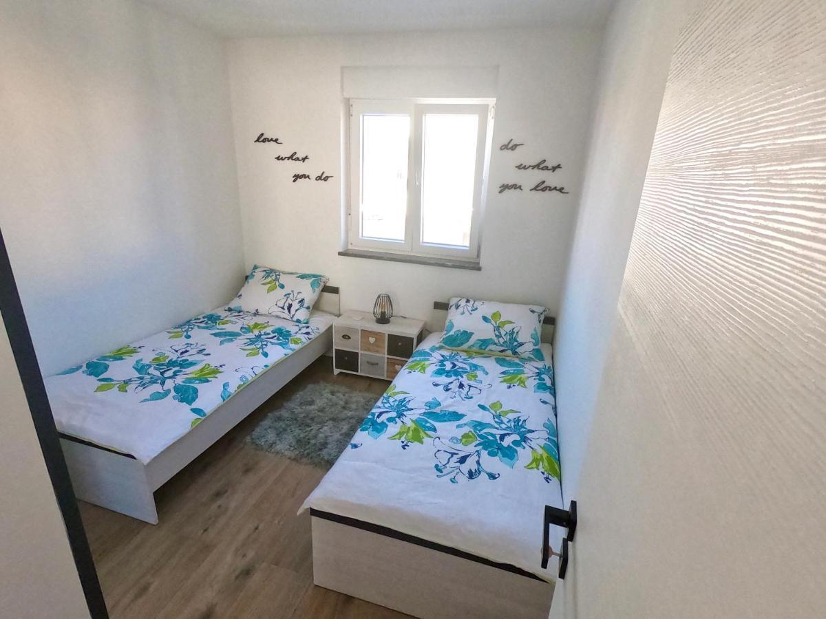 Apartment Libero Vodice Exterior foto