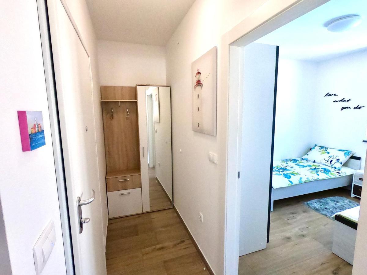 Apartment Libero Vodice Exterior foto
